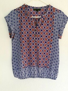 Outback Red Navy and Orange Geometric Short Sleeve Blouse size Small